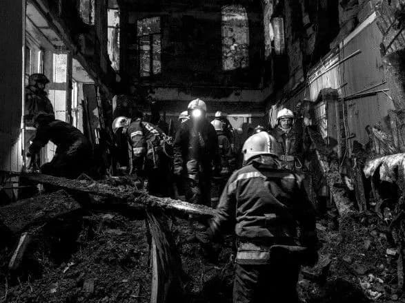 kilkist-zagiblikh-vnaslidok-pozhezhi-u-koledzhi-v-odesi-zrosla-do-pyati-lyudey