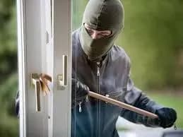 u-khersoni-obikrali-kvartiru-suddi-adminsudu