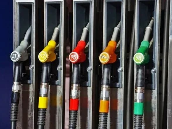 milovanov-zvinuvativ-azs-u-velikiy-marzhi