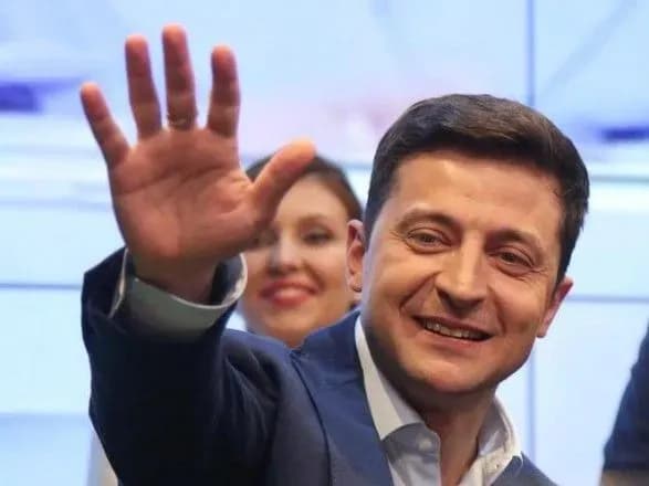 zelenskiy-poyide-z-ofitsiynim-vizitom-do-azerbaydzhanu