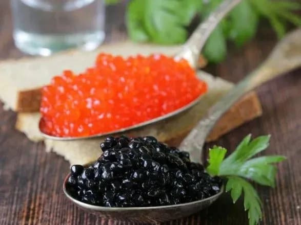 eksperti-rozpovili-yak-pravilno-obrati-ikru-na-zimovi-svyata