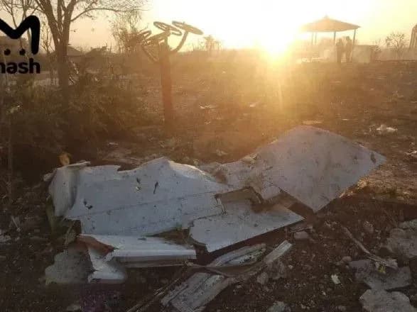 zmi-oprilyudnili-gromadyanstvo-pasazhiriv-litaka-scho-rozbivsya-v-irani