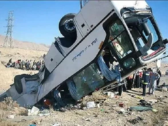 nova-katastrofa-v-irani-dtp-zabralo-zhittya-schonaymenshe-20-osib