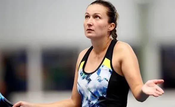 pozhezhi-v-avstraliyi-tenisistka-ne-zmogla-zavershiti-match-aus-open-cherez-problemi-z-dikhannyam