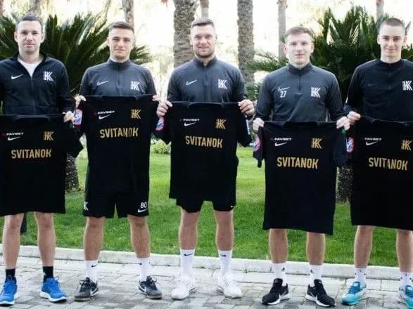 pyatero-futbolistiv-popovnili-sklad-fk-kolos
