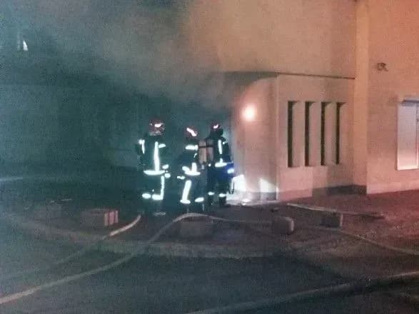 u-kiyevi-gorila-klinika-krasi