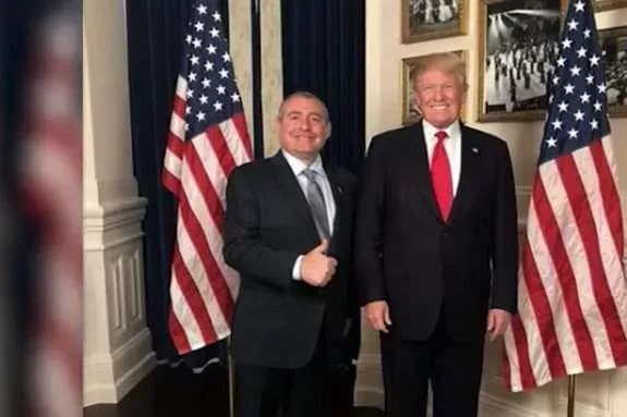 zmi-proveli-rozsliduvannya-schodo-klyuchovogo-figuranta-u-spravi-pro-impichment-trampa