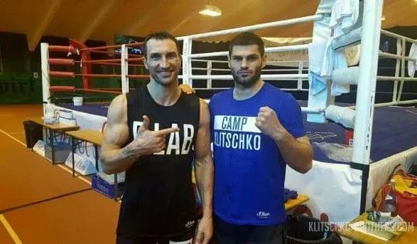 neperemozhniy-khorvat-viraziv-bazhannya-provesti-biy-z-usikom