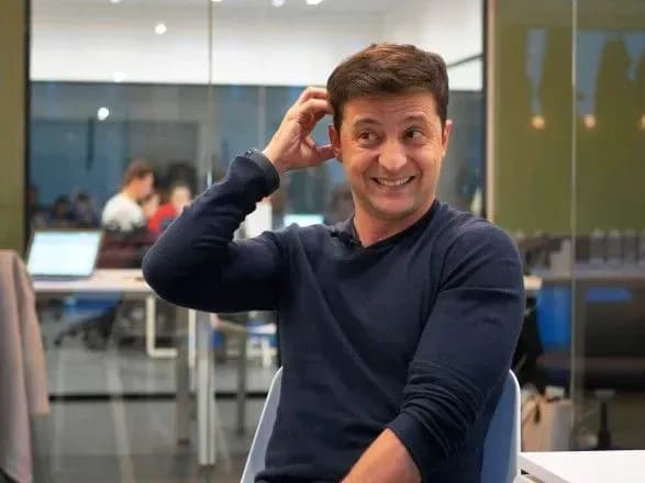 zelenskiy-ziznavsya-scho-vidchuvaye-na-sobi-provinu-za-zashkvari-deputativ-slugi-narodu