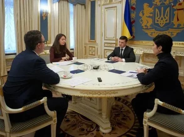 zelenskiy-khoche-zbuduvati-misto-sad-dlya-pereselentsiv-z-krimu