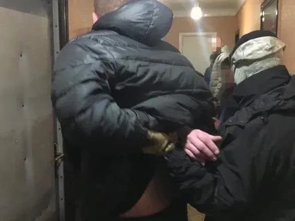 u-zaporizhzhi-zatrimali-ugrupovannya-torgovtsiv-metamfetaminom