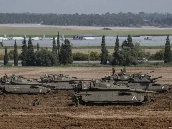 z-teritoriyi-sektora-gaza-po-izrayilyu-vipuscheno-6-raket-odna-z-nikh-potrapila-na-dityachiy-maydanchik