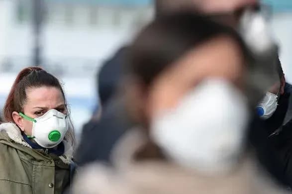 v-italiyskogo-turista-na-kanarakh-pidtverdili-koronavirus