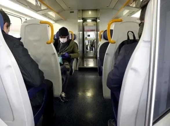 koronavirus-v-italiyi-14-lyudey-pomerli-528-infikovano