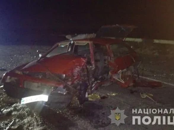 na-odeschini-zitknulis-legkoviki-ye-zagibliy