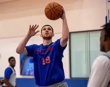 mikhaylyuk-nabrav-13-ochok-u-poyedinku-nba-proti-oklakhomi