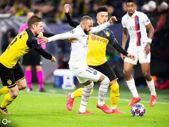 epidemiya-koronavirusu-drugiy-match-pley-off-ligi-chempioniv-proyde-bez-glyadachiv