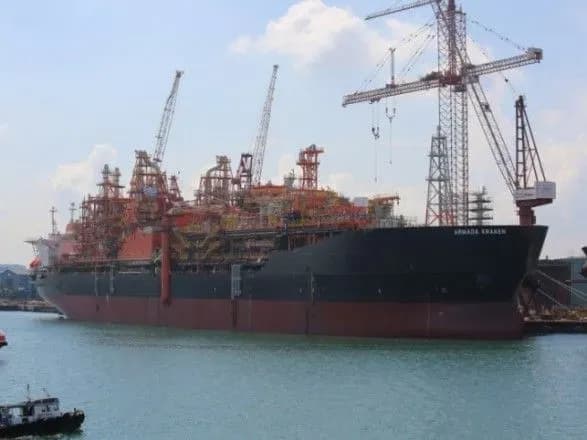 propusk-suden-bez-splati-mita-sche-odnomu-mitniku-povidomleno-pro-pidozru