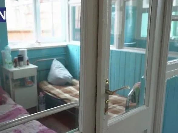 vsi-patsiyenti-z-koronavirusom-u-chernivetskiy-oblasti-u-zadovilnomu-stani-oda