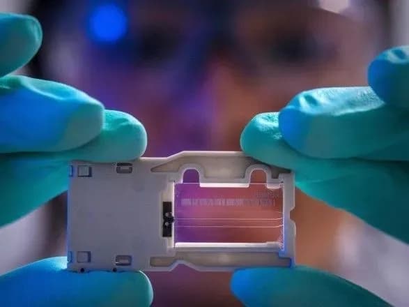 v-ukrayini-laboratorno-pidtverdzheno-vsogo-16-vipadkiv-covid-19-moz