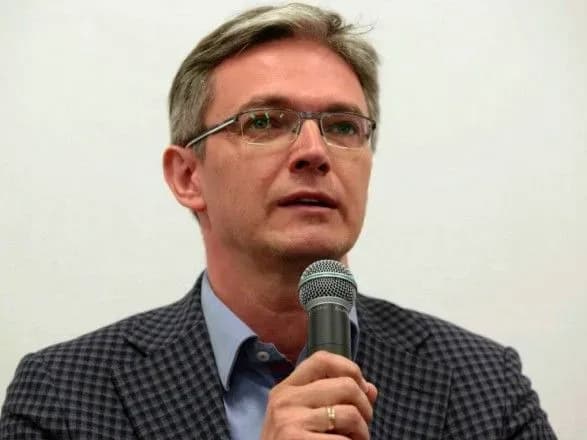 pandemiya-koronavirusu-infikuvavsya-pershiy-deputat-yevroparlamentu