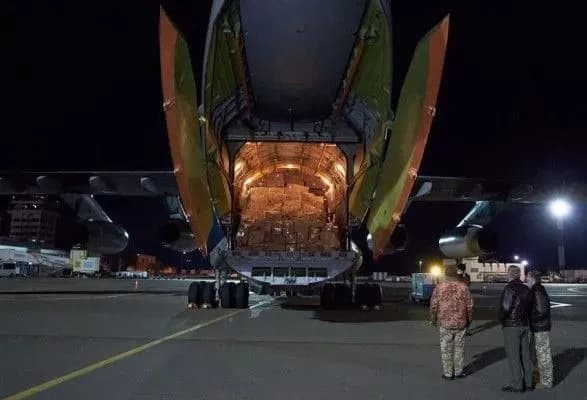 u-prezidenta-pidgotuvali-drugiy-reys-do-kitayu-za-testami-na-koronavirus