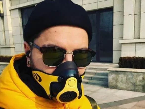 perezhiti-karantin-v-kitayi-dumav-scho-skriz-bude-politsiya-tomu-scho-nadivivsya-rosiyskikh-novin