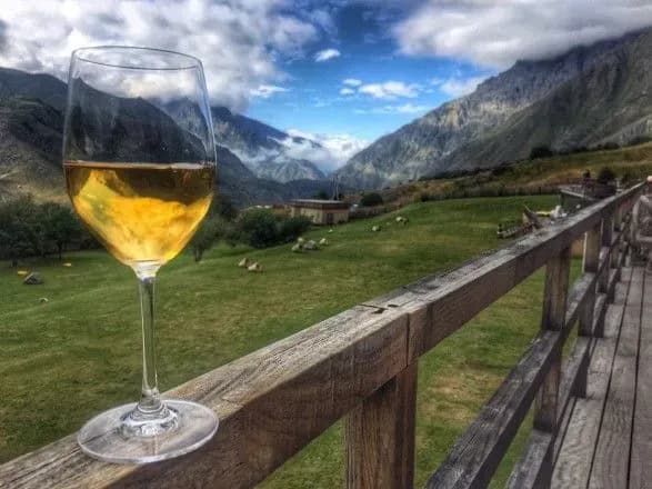 ukrayina-u-triytsi-lideriv-z-importu-gruzinskogo-vina-1