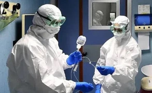 v-italiyi-sogodni-vid-koronavirusu-pomerlo-525-osib-a-oduzhalo-819