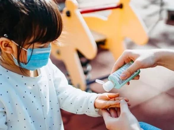 v-ukrayini-na-covid-19-khvoriyut-199-ditey-u-vitsi-do-9-rokiv