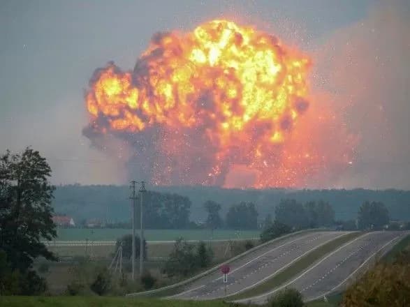 rada-prodovzhila-robotu-tsk-iz-rozsliduvan-pozhezh-na-pyati-skladakh-boyepripasiv-na-pivroku