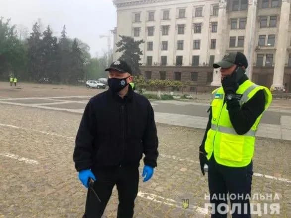 richnitsya-tragichnikh-podiy-v-odesi-politsiya-posileno-okhoronyaye-poryadok-u-tsentri-mista