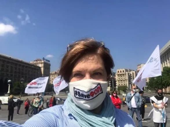 na-stolichniy-maydan-viyshli-predstavniki-malogo-biznesu-khochut-pratsyuvati-na-karantini