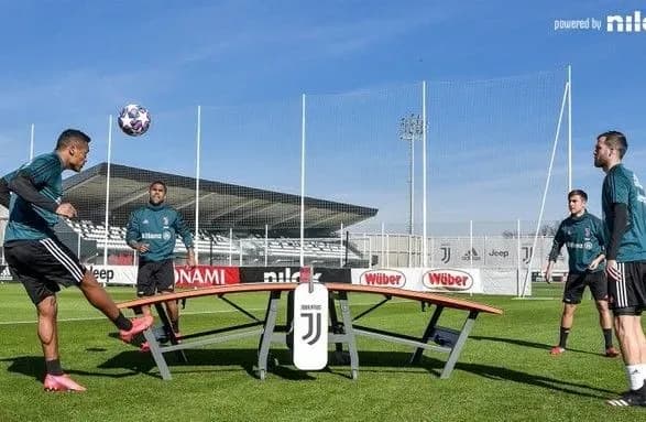 naytitulovanishiy-futbolniy-klub-italiyi-vidnoviv-trenuvalniy-protses