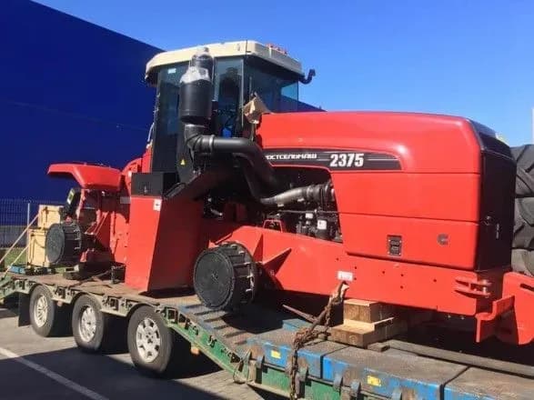 na-mitnitsi-vikrili-oborudku-z-rosiyskimi-traktorami-na-sumu-6-5-mln-grn