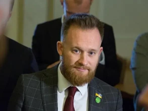 nardep-vid-slugi-narodu-vvazhaye-scho-lyashko-mav-bi-sklasti-povnovazhennya-za-zayavu-pro-skveri