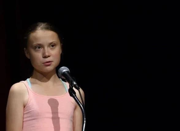 greta-tunberg-virishila-peredati-100-tis-dolariv-na-dopomogu-yunisef-pid-chas-pandemiyi