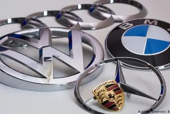 avtomobilniy-rinok-yes-obvalivsya-cherez-pandemiyu