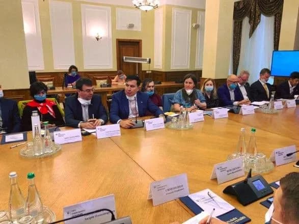 natsrada-reform-i-ofis-genprokurora-domovilisya-stvoriti-departament-iz-zakhistu-investitsiy