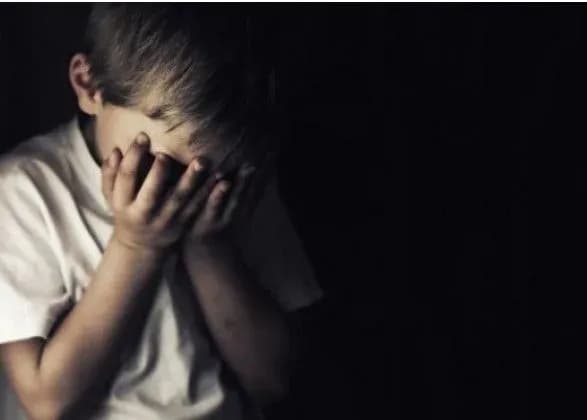 u-lvovi-nevidomiy-zgvaltuvav-shkolyara