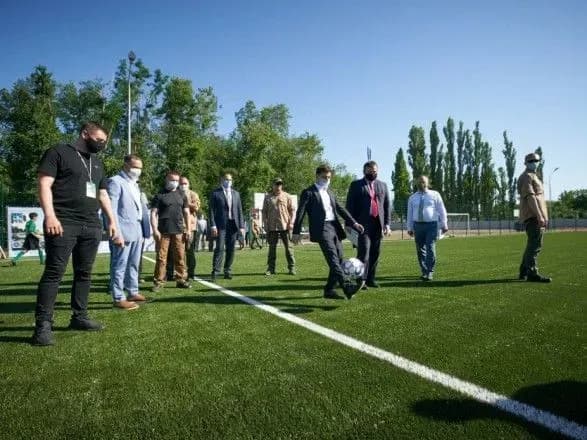 zelenskiy-khoche-vidroditi-fk-krivbas-ydut-peregovori-z-uaf