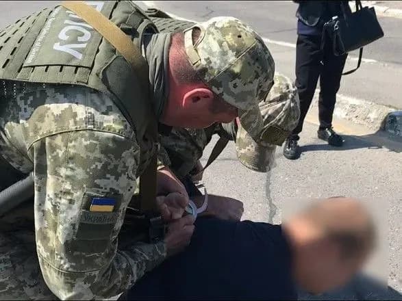 verbuvalnik-ukrayintsiv-dlya-perepravki-nelegaliv-u-yes-otrimav-pyat-rokiv-za-gratami