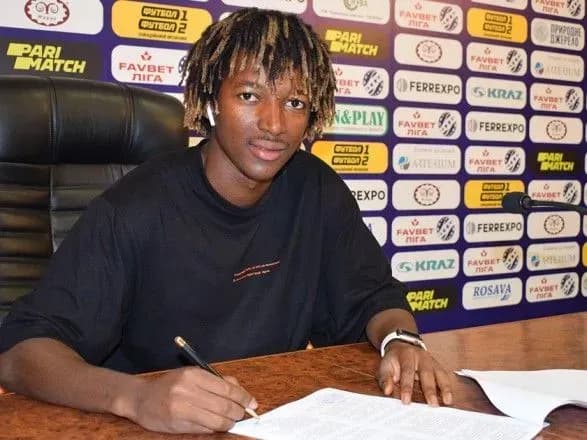 vorskla-pidpisala-maliyskogo-futbolista