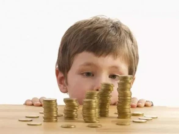 z-alimentschikiv-za-tizhden-styagnuli-ponad-153-mln-grn-borgiv