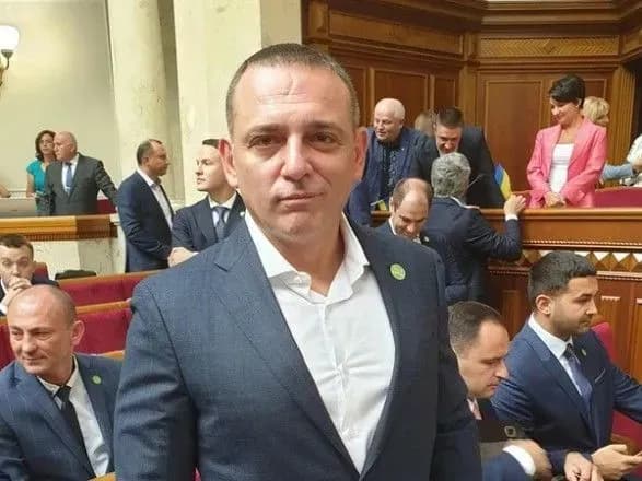 korniyenko-vvazhaye-scho-movniy-zakon-buzhanskogo-potribno-postaviti-u-poryadok-denniy-vr