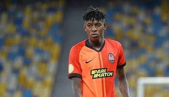 shakhtar-dozayaviv-dvokh-futbolistiv-pered-groyu-lye-z-volfsburgom