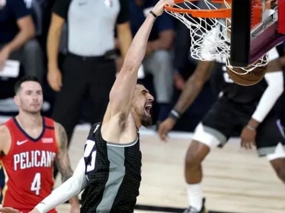 visim-ochok-lenya-dopomogli-sakramento-zdobuti-pershu-peremogu-pislya-vidnovlennya-nba