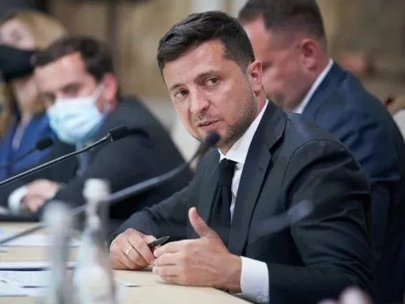 zelenskiy-zaklikav-ukrayintsiv-ne-yizditi-do-bilorusi
