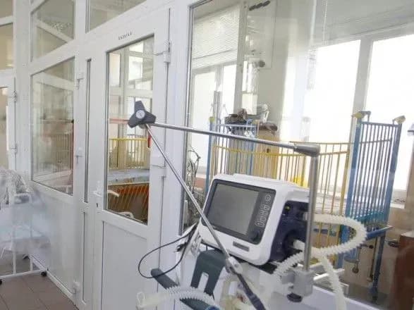 stali-vidomi-regioni-u-yakikh-zaynyato-vzhe-blizko-polovini-lizhkomists-patsiyentam-z-covid-19