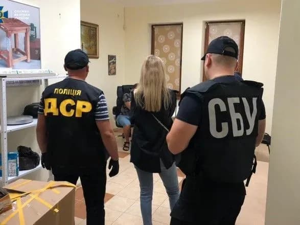 milyonna-oborudka-na-medichnikh-zakupivlyakh-sbu-poyasnila-slidchi-diyi-na-zakarpatti